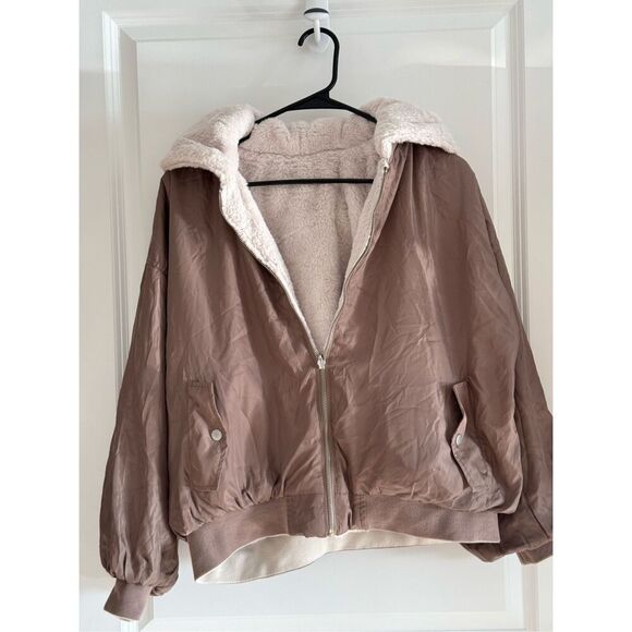 Reversible Jackets - Picture 11 of 13